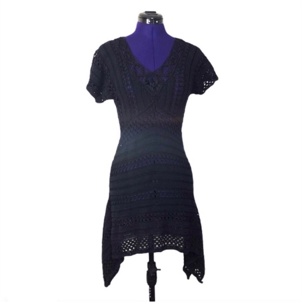 Karen Millen Black Crochet Knit Short Sleeve Dress - image 1